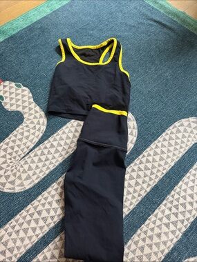 Splits59 Black Sports Bra and Leggings with Yellow Trim